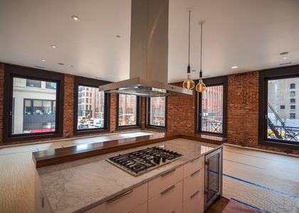 173 W Broadway - Photo 1