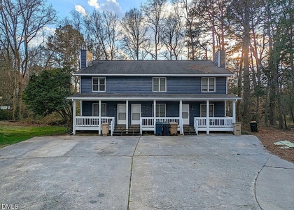 104 Stowe Place - Photo 1