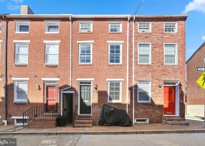 24 E Hamburg Street - Photo 1