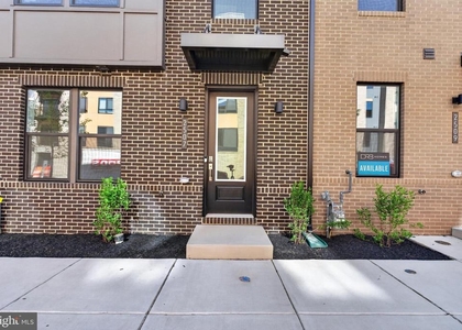 2507 Light Street - Photo 1