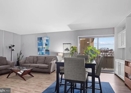 4600 Connecticut Avenue Nw - Photo 1