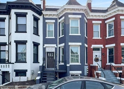 2029 North Capitol Street Ne - Photo 1