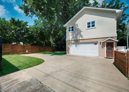 901 W Mary St - Photo 1