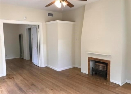 610 W 23rd St - Photo 1