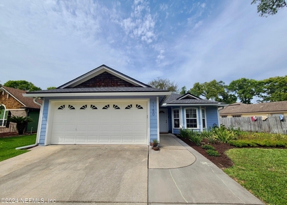 1150 Nesting Eagles Lane - Photo 1