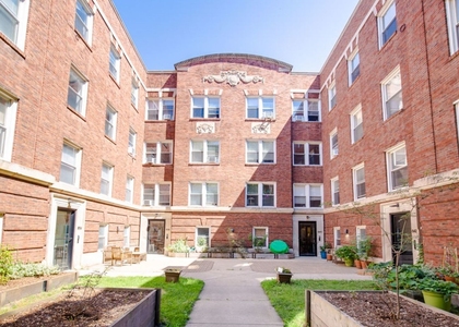 836 E 53rd Street - Photo 1