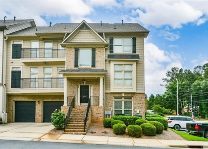 1165 Laurel Place Se - Photo 1