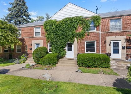 407 Dodge Avenue - Photo 1