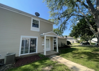 1202 Spur Court - Photo 1