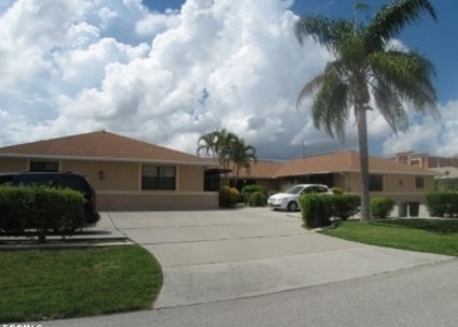 708 Se 47th Street - Photo 1