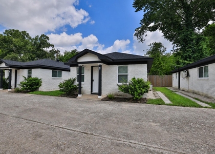 4120 Linn Street - Photo 1