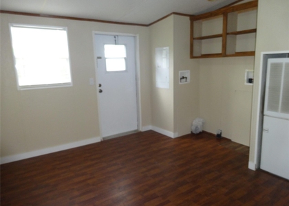 1220 8th Street - Photo 1