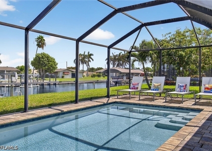 1421 Windsor Court - Photo 1