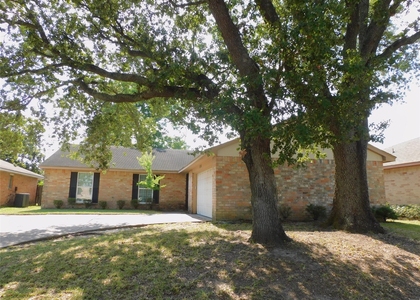 1338 Leadenhall Circle - Photo 1