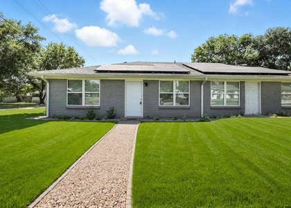 716 Hargest Street - Photo 1