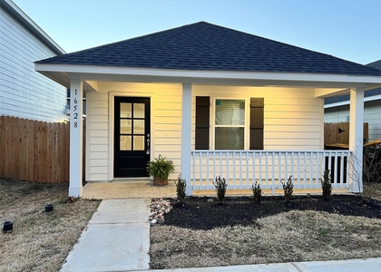 16528 Jasmine Marie Place - Photo 1