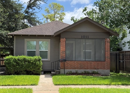 1011 Nadine Street - Photo 1