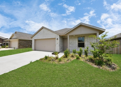 1607 Red Oak Drive - Photo 1