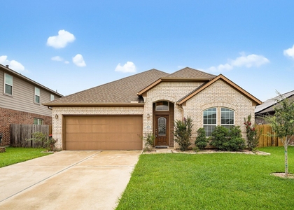 4703 Goldeneye Drive - Photo 1