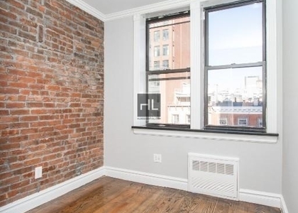West 14th Street - Photo 1
