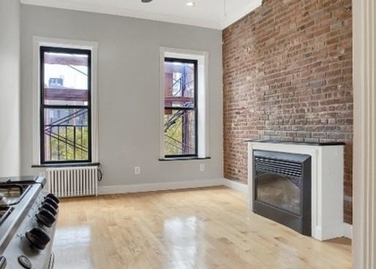 Leroy Street - Photo 1