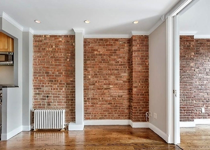 Tenth Avenue - Photo 1