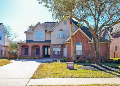 5835 Stratford Gardens Drive - Photo 1