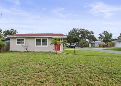2601 16th Avenue N - Photo 1