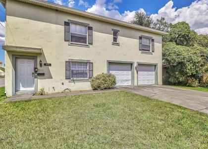 800 E Baker Street - Photo 1