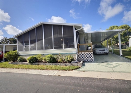 136 Pindo Palm Street W - Photo 1