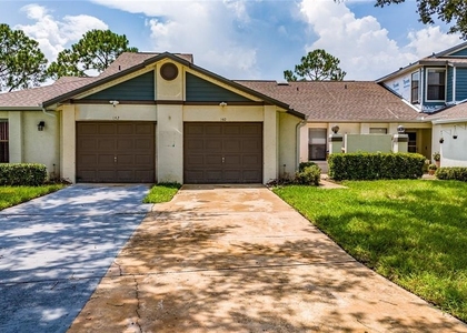 140 Lakepointe Circle - Photo 1