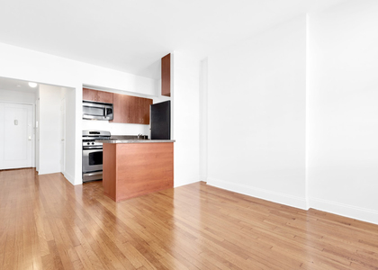 West 49th Street - Photo 1