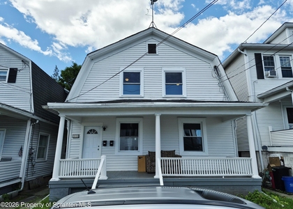 215 Taft Street - Photo 1