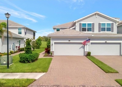 947 Tidewater Shores Loop - Photo 1