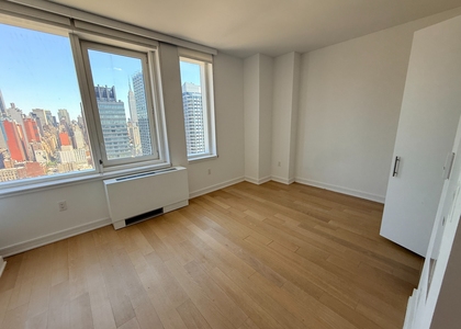 38th St & 11th Ave - Photo 1