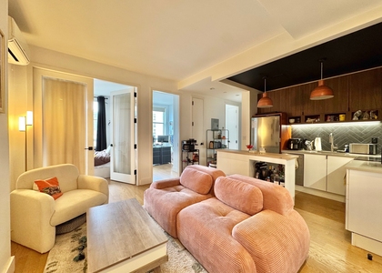 824 Lexington Avenue - Photo 1