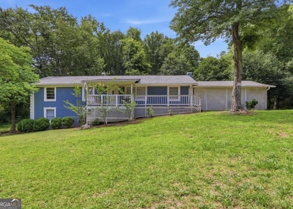 1370 Blackwell Road - Photo 1