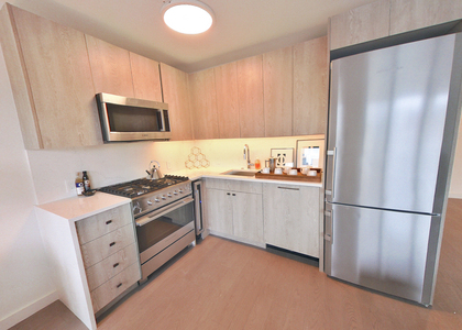 East 72nd Street - Photo 1