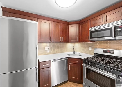 East 91st Street - Photo 1