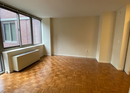West 26th Street - Photo 1