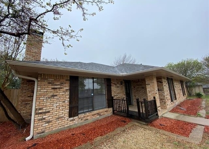 307 Wildwood Lane - Photo 1