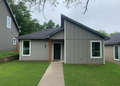 610 E Texas Street - Photo 1