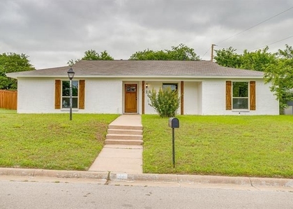 220 Rolling Hills Drive - Photo 1