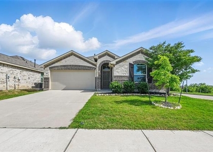 837 Amberwood Court - Photo 1