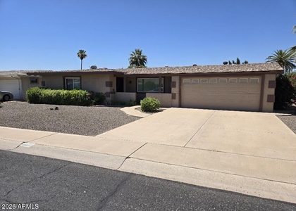 10007 W Clair Drive - Photo 1