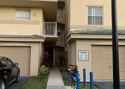 2080 Greenview Shores Boulevar - Photo 1