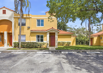 3832 Nw 90th Avenue - Photo 1