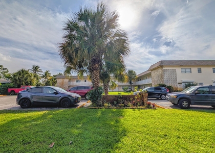 2301 Se 4th Street - Photo 1