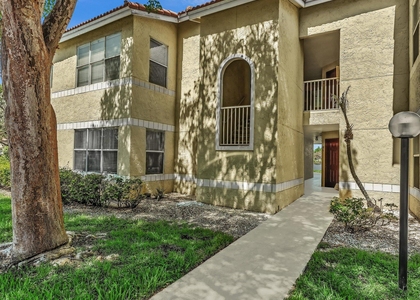 731 Vista Isles Drive - Photo 1