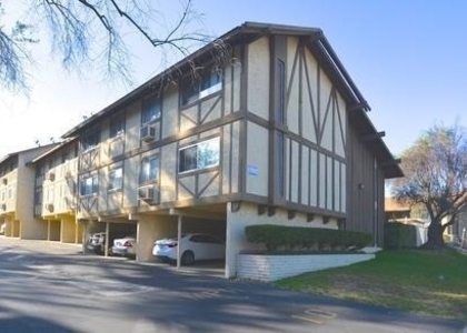 951 Warwick Avenue - Photo 1